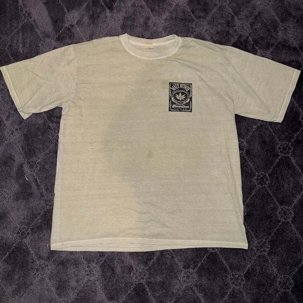 Vintage Men’s Maui Wowie tee XL Has small stain Crazy Shirt tag Hawaii Original